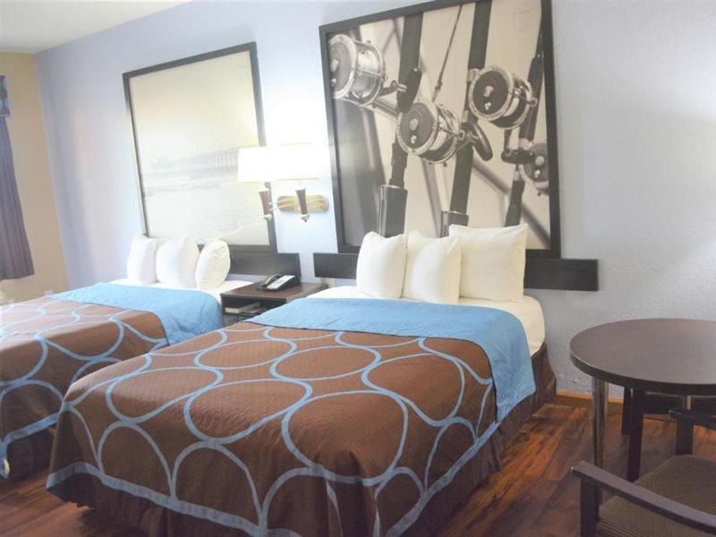 Super 8 By Wyndham Galveston Hotel Екстериор снимка