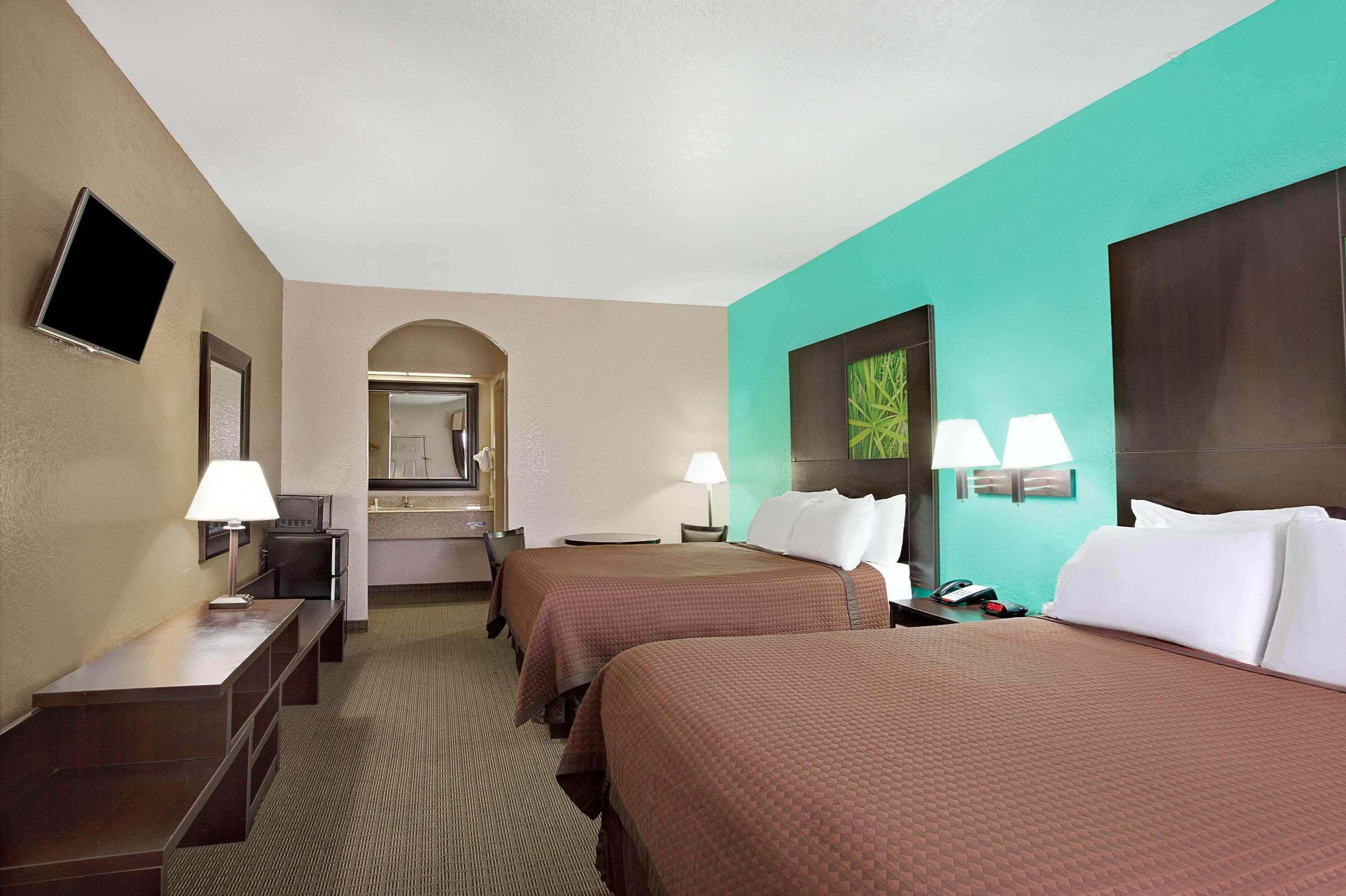 Super 8 By Wyndham Galveston Hotel Екстериор снимка