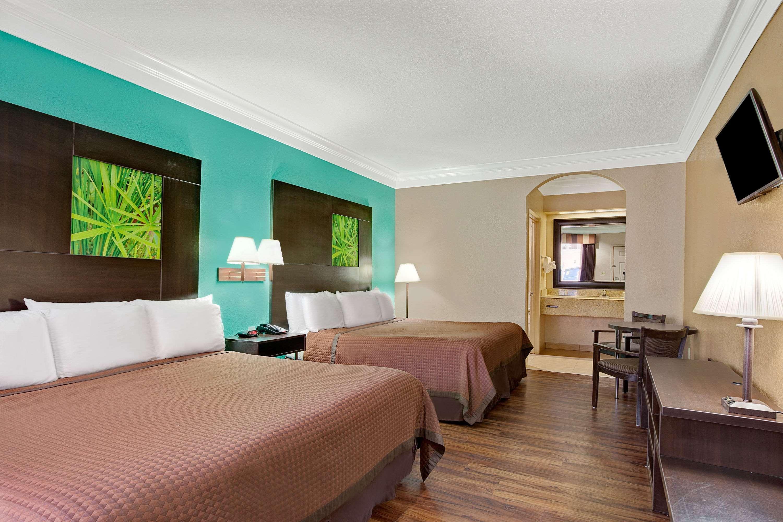 Super 8 By Wyndham Galveston Hotel Екстериор снимка