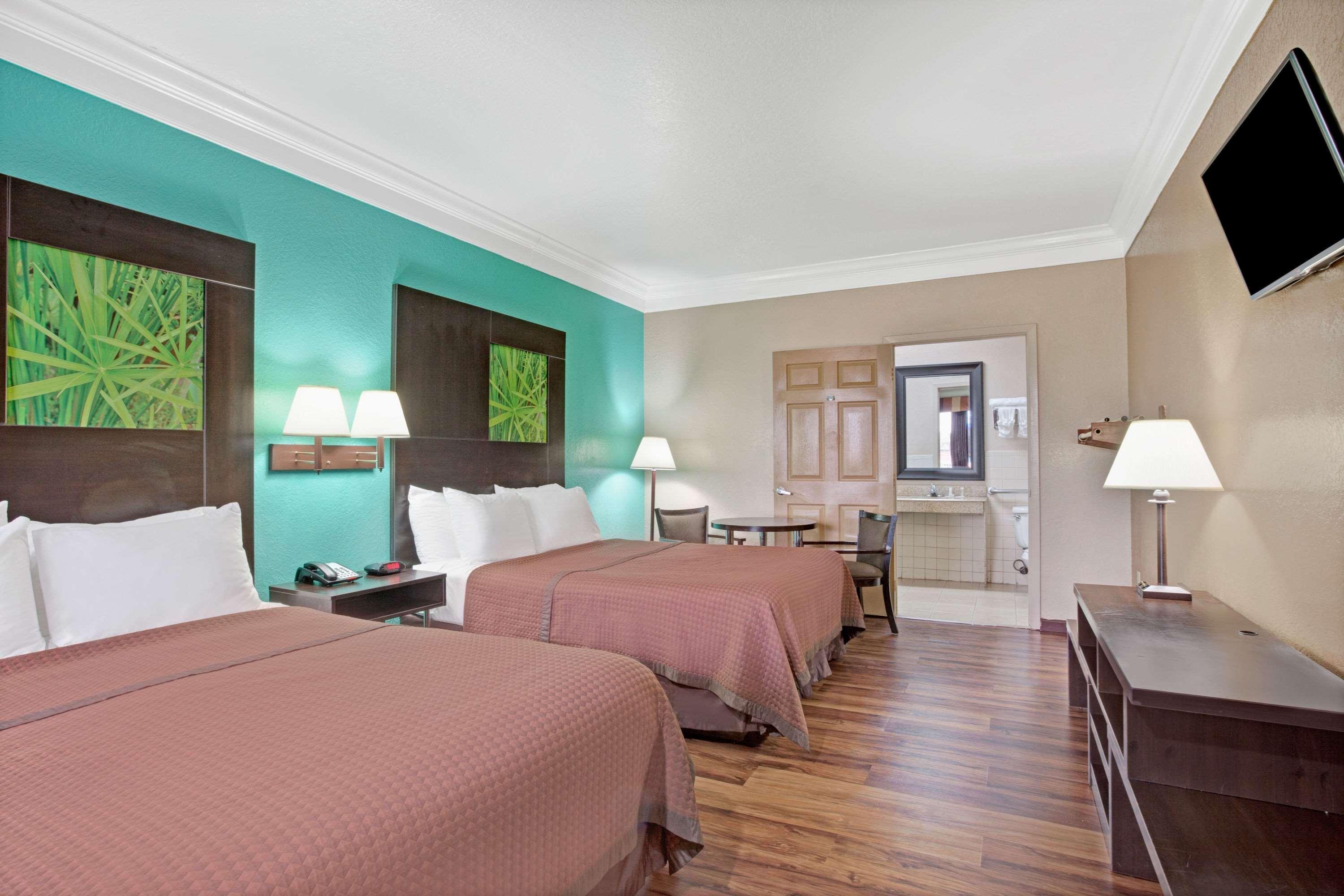 Super 8 By Wyndham Galveston Hotel Екстериор снимка