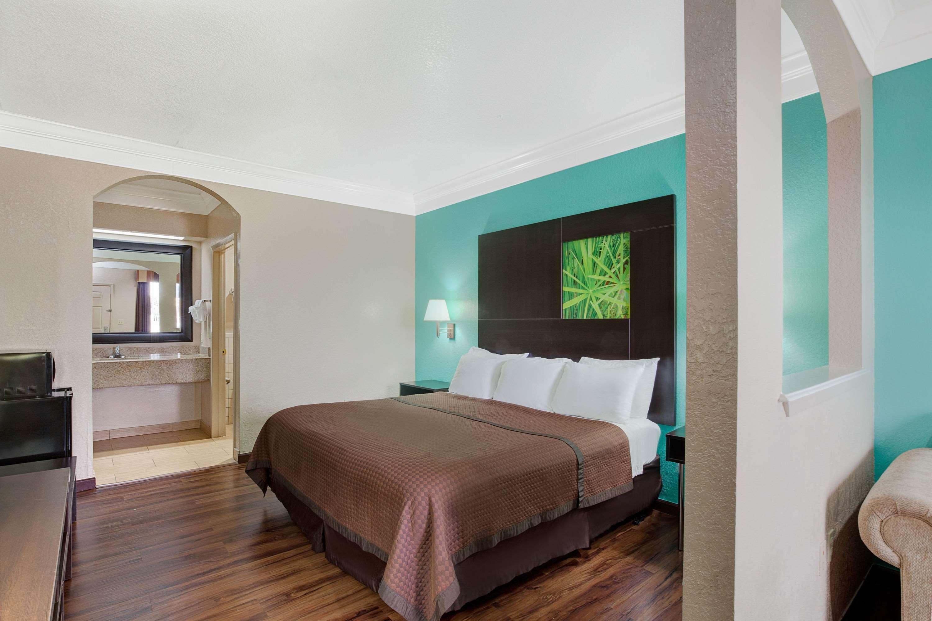Super 8 By Wyndham Galveston Hotel Екстериор снимка
