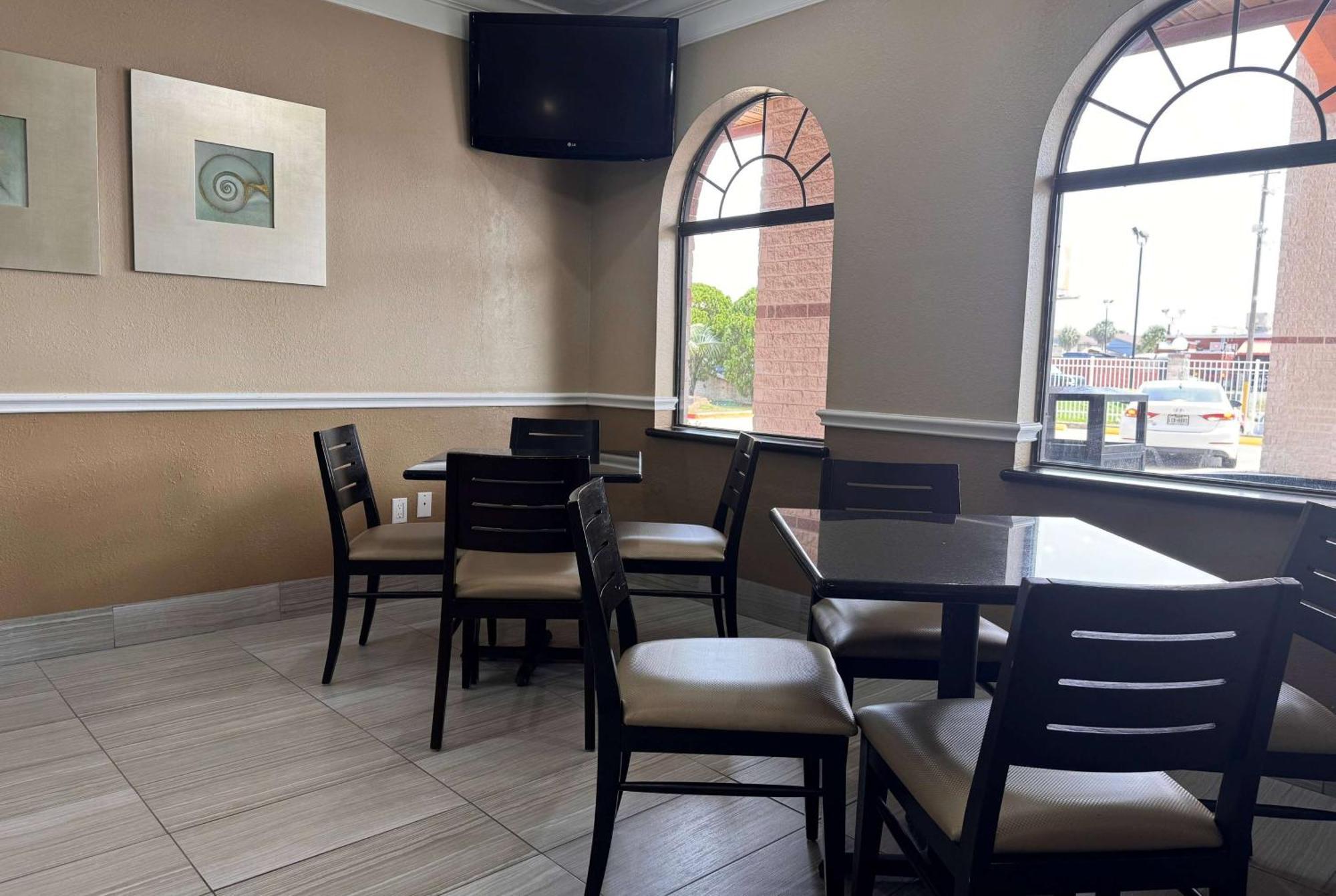 Super 8 By Wyndham Galveston Hotel Екстериор снимка